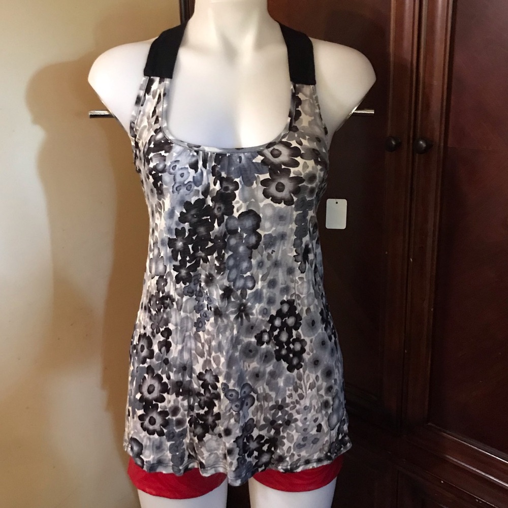 🆕 Finesse BK/GY Floral Print Sleeveless Top-Med